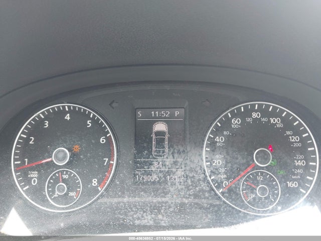 2013 Volkswagen Passat 2.5l Sel Premium მანქანა იყიდება აუქციონზე, vin: 1VWCP7A34DC002331, აუქციონის ნომერი: 45636952