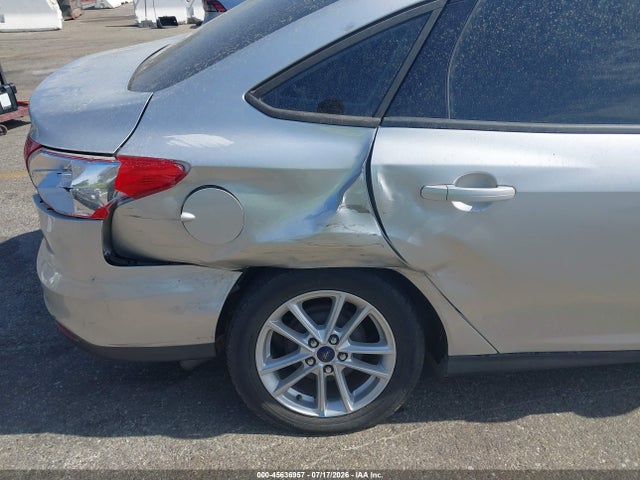 1FADP3F23GL320001 Ford FOCUS SE