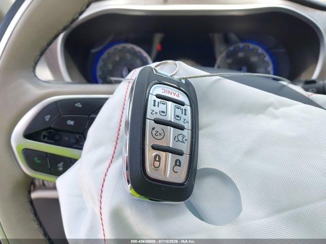 Продаж на аукціоні авто 2017 Chrysler Pacifica Limited, vin: 2C4RC1GG9HR747928, номер лоту: 45636989