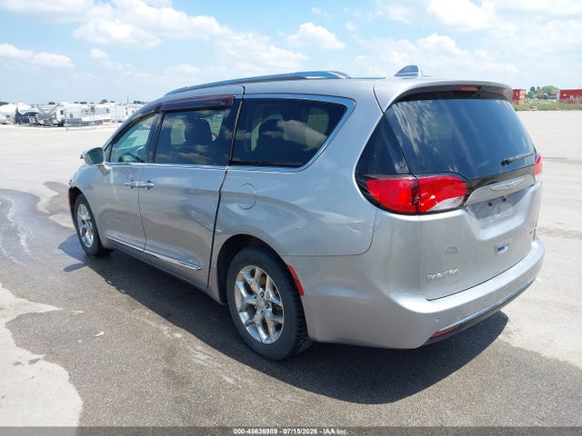 Продаж на аукціоні авто 2017 Chrysler Pacifica Limited, vin: 2C4RC1GG9HR747928, номер лоту: 45636989