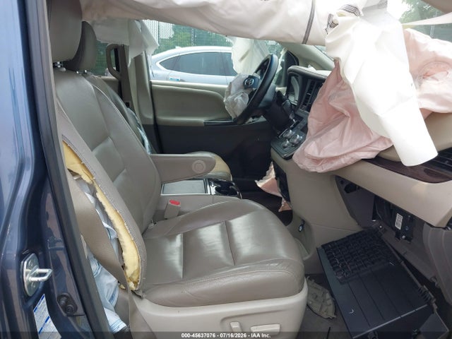 Aukcja sprzedaży 2015 Toyota Sienna Xle 7 Passenger, vin: 5TDDK3DC0FS105337, numer aukcji: 45637076