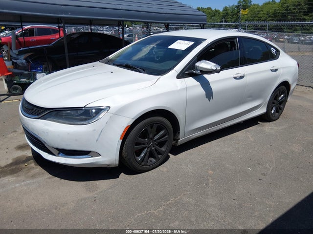 45637104 :رقم المزاد ، 1C3CCCAB4FN607119 vin ، 2015 Chrysler 200 Limited مزاد بيع
