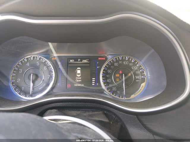 45637104 :رقم المزاد ، 1C3CCCAB4FN607119 vin ، 2015 Chrysler 200 Limited مزاد بيع