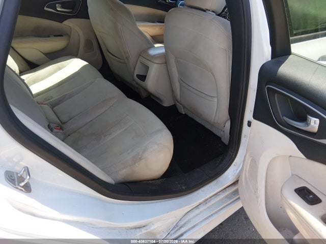 45637104 :رقم المزاد ، 1C3CCCAB4FN607119 vin ، 2015 Chrysler 200 Limited مزاد بيع