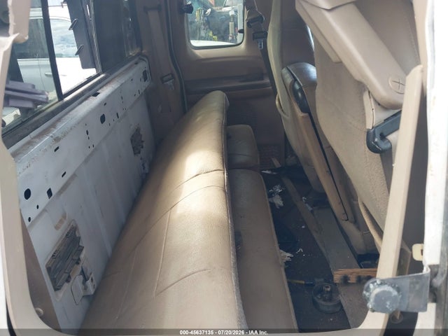 Продаж на аукціоні авто 2000 Ford F-250 Lariat/xl/xlt, vin: 1FTNX21F8YEA30670, номер лоту: 45637135
