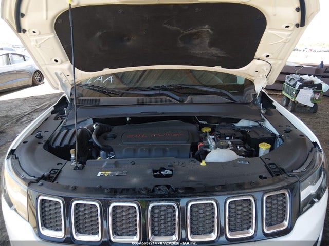 Jeep Compass Latitude 2017 3C4NJDBB0HT635372 Image 10
