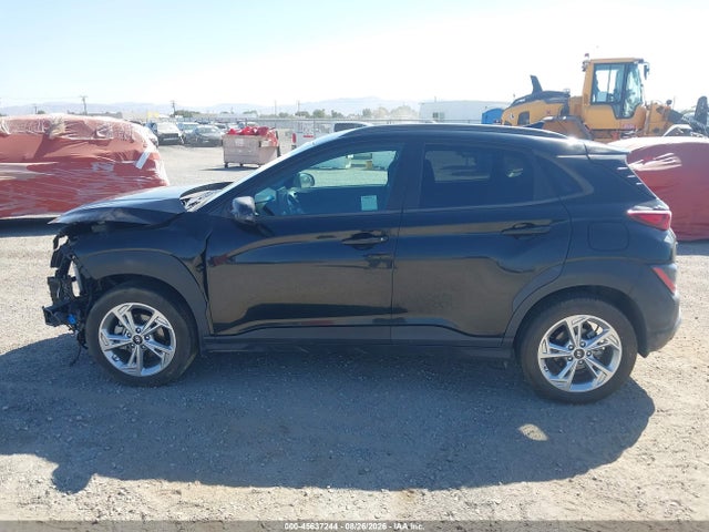 KM8K62ABXNU911984 Hyundai Kona Sel