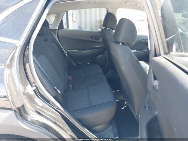 KM8K62ABXNU911984 Hyundai Kona Sel