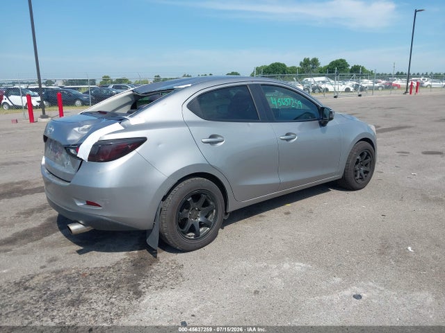 3MYDLBZV9GY105320 Scion IA