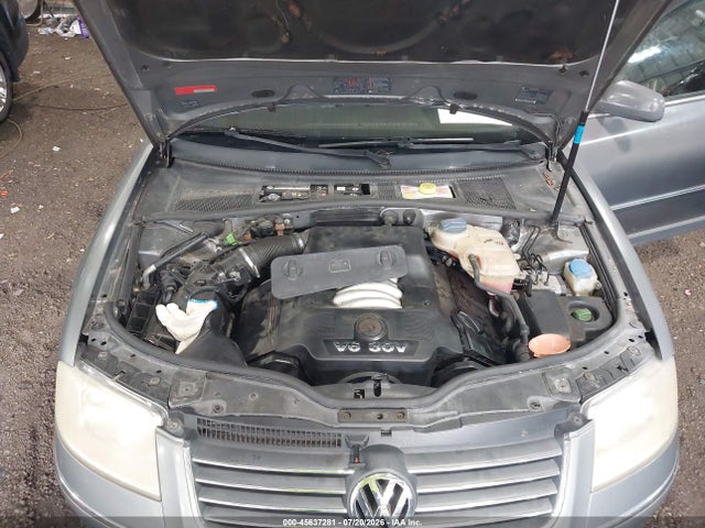 2002 Volkswagen Passat Glx მანქანა იყიდება აუქციონზე, vin: WVWRH63B92P289633, აუქციონის ნომერი: 45637281