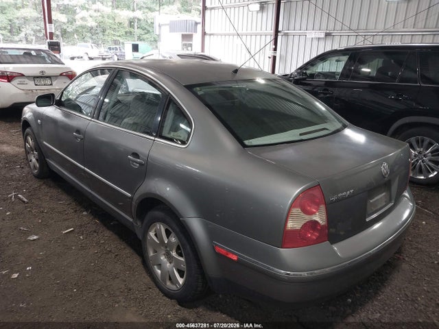 2002 Volkswagen Passat Glx მანქანა იყიდება აუქციონზე, vin: WVWRH63B92P289633, აუქციონის ნომერი: 45637281