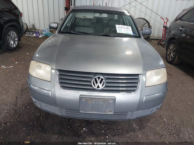 2002 Volkswagen Passat Glx მანქანა იყიდება აუქციონზე, vin: WVWRH63B92P289633, აუქციონის ნომერი: 45637281