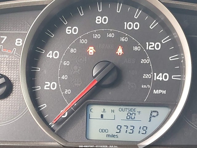 2T3BFREVXEW146909 Toyota RAV4 LE