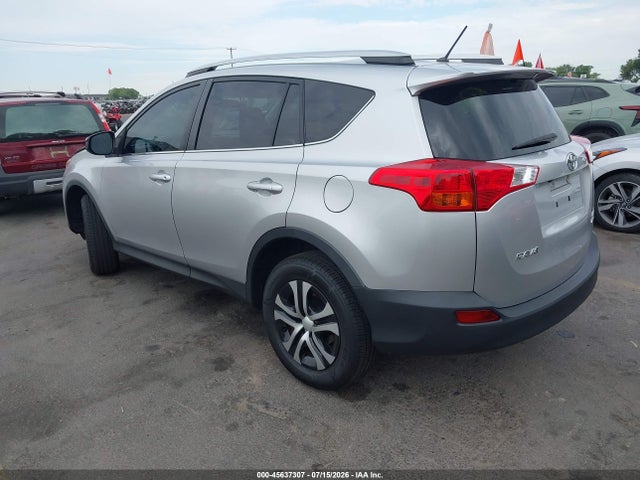 2T3BFREVXEW146909 Toyota RAV4 LE