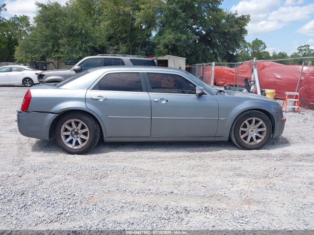 2006 Chrysler 300c მანქანა იყიდება აუქციონზე, vin: 2C3LA63H96H450057, აუქციონის ნომერი: 45637363