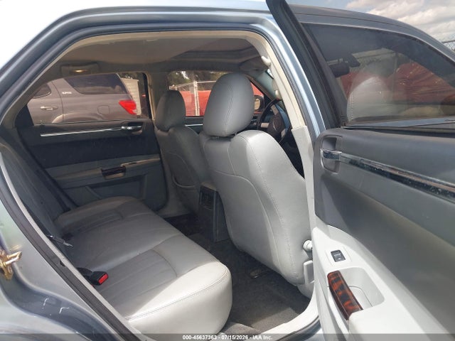 2006 Chrysler 300c მანქანა იყიდება აუქციონზე, vin: 2C3LA63H96H450057, აუქციონის ნომერი: 45637363