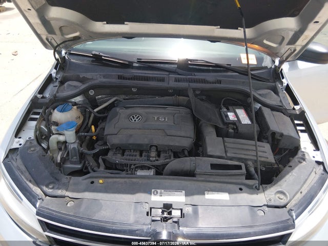 Aukcja sprzedaży 2015 Volkswagen Jetta 1.8t Se, vin: 3VWD17AJXFM233661, numer aukcji: 45637394