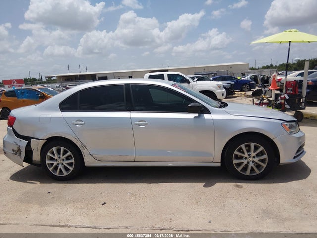 Aukcja sprzedaży 2015 Volkswagen Jetta 1.8t Se, vin: 3VWD17AJXFM233661, numer aukcji: 45637394