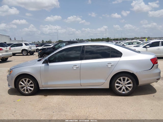 Aukcja sprzedaży 2015 Volkswagen Jetta 1.8t Se, vin: 3VWD17AJXFM233661, numer aukcji: 45637394