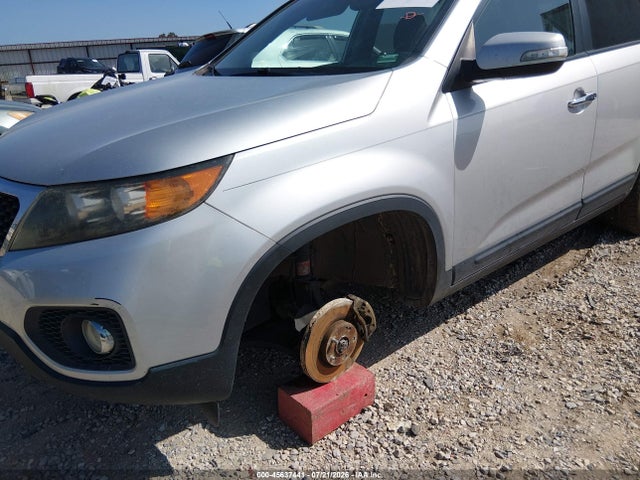 Продаж на аукціоні авто 2011 Kia Sorento Ex, vin: 5XYKU3A14BG057143, номер лоту: 45637441