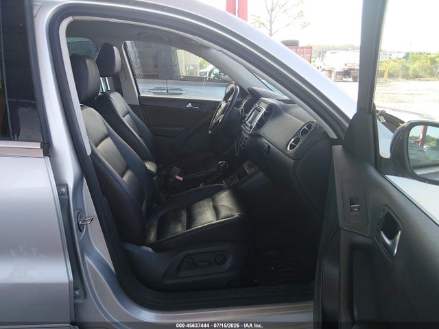 Aukcja sprzedaży 2017 Volkswagen Tiguan 2.0t Sport, vin: WVGUV7AX7HK010902, numer aukcji: 45637444