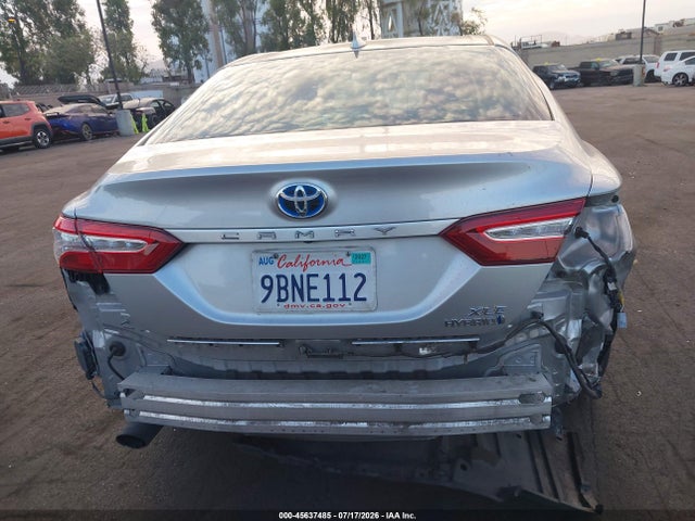4T1B21HK0JU003873 Toyota Camry Hybrid Xle
