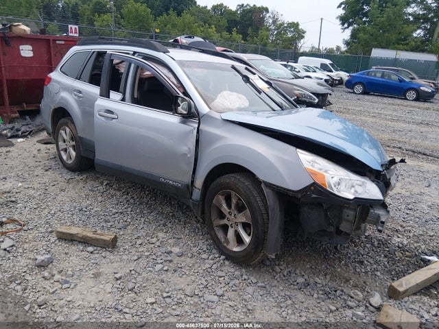 Продаж на аукціоні авто 2013 Subaru Outback 2.5i Limited, vin: 4S4BRCKCXD3279559, номер лоту: 45637500