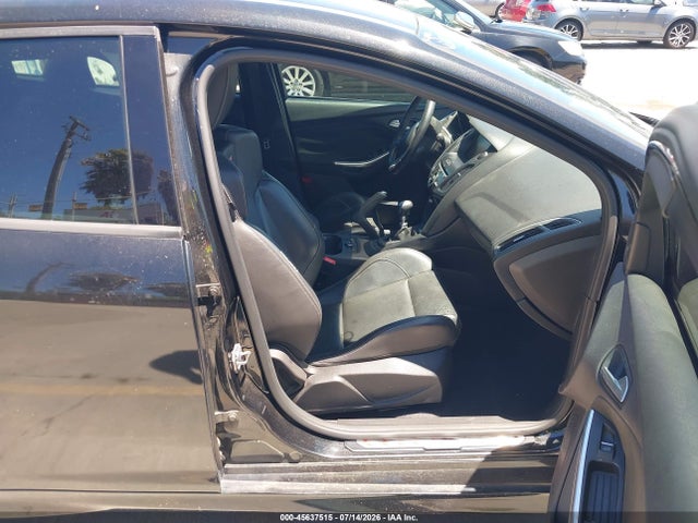Ford FOCUS ST 2014 1FADP3L94EL402625 Image 5