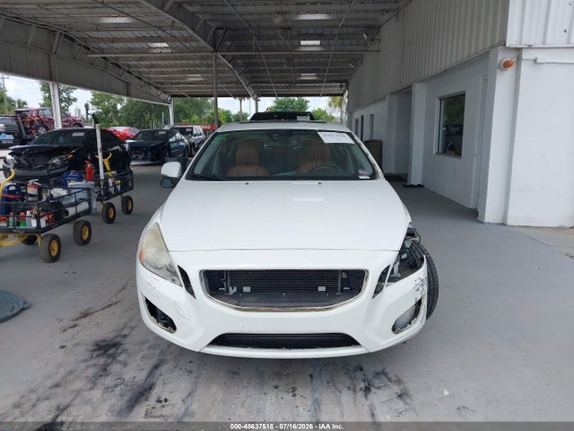 2012 Volvo S60 T5/t5 W/moonroof მანქანა იყიდება აუქციონზე, vin: YV1622FS2C2137260, აუქციონის ნომერი: 45637518