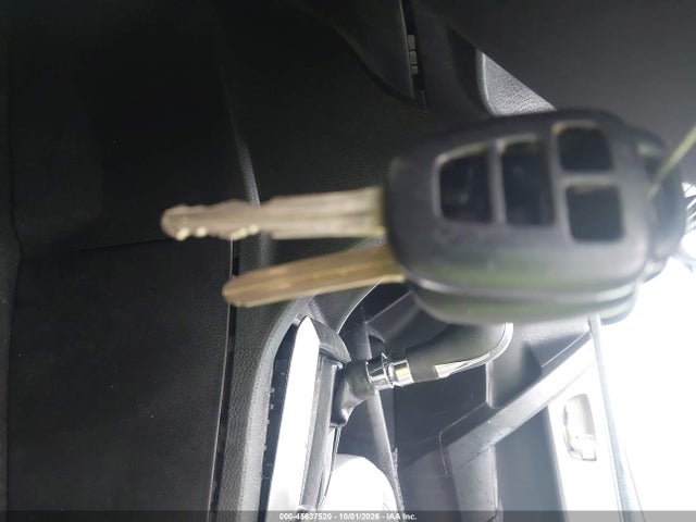 45637520 :رقم المزاد ، 5YFBURHE4FP339392 vin ، 2015 Toyota Corolla Le مزاد بيع
