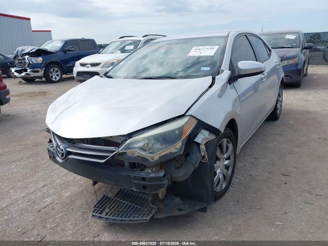 45637520 :رقم المزاد ، 5YFBURHE4FP339392 vin ، 2015 Toyota Corolla Le مزاد بيع