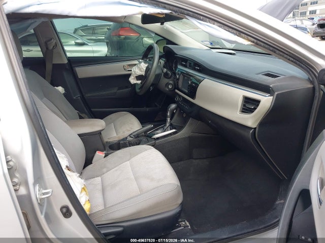 45637520 :رقم المزاد ، 5YFBURHE4FP339392 vin ، 2015 Toyota Corolla Le مزاد بيع