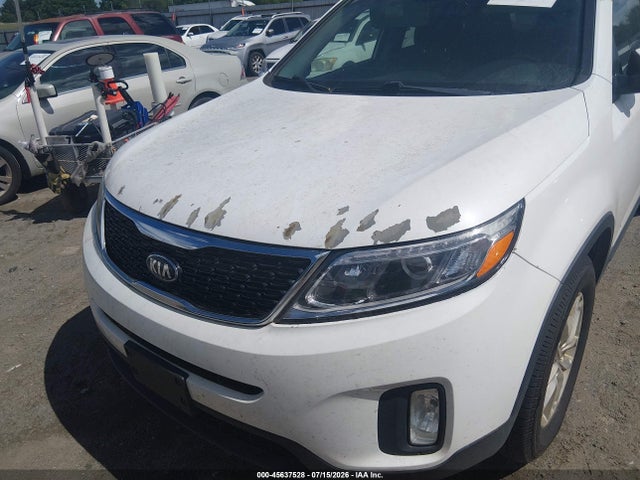 45637528 :رقم المزاد ، 5XYKTCA66FG566977 vin ، 2015 Kia Sorento Lx مزاد بيع