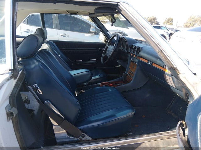 1988 Mercedes-benz 560 Sl მანქანა იყიდება აუქციონზე, vin: WDBBA48D7JA083408, აუქციონის ნომერი: 45637557