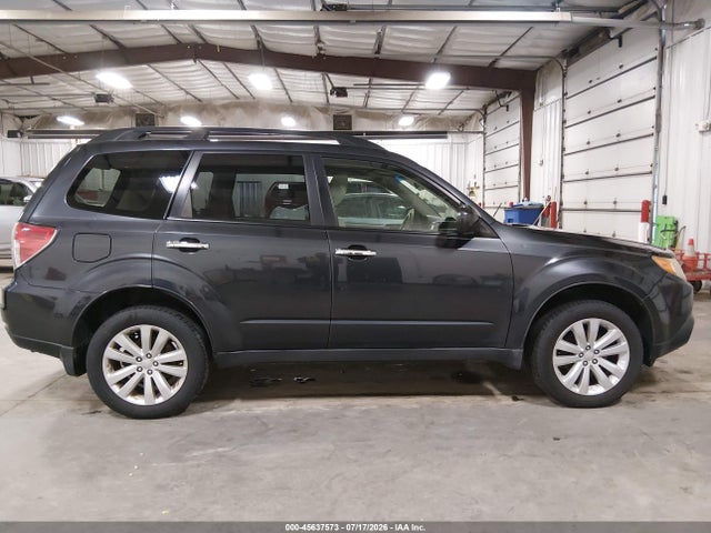 2013 Subaru Forester 2.5x Premium მანქანა იყიდება აუქციონზე, vin: JF2SHADC2DH410755, აუქციონის ნომერი: 45637573