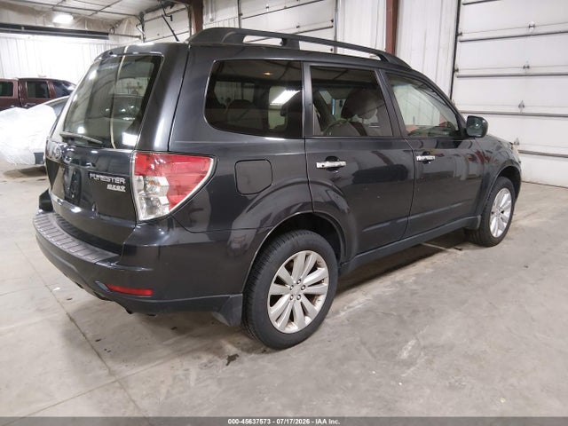 2013 Subaru Forester 2.5x Premium მანქანა იყიდება აუქციონზე, vin: JF2SHADC2DH410755, აუქციონის ნომერი: 45637573