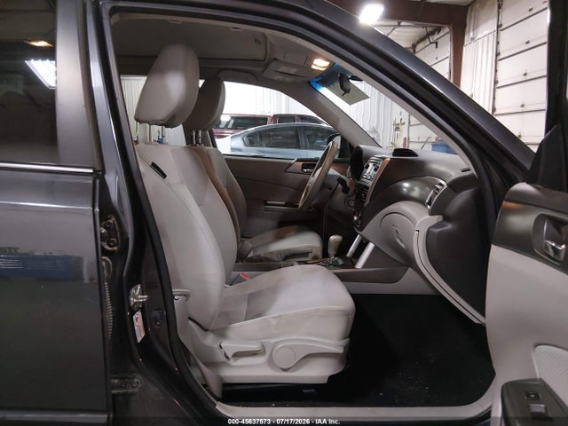 2013 Subaru Forester 2.5x Premium მანქანა იყიდება აუქციონზე, vin: JF2SHADC2DH410755, აუქციონის ნომერი: 45637573