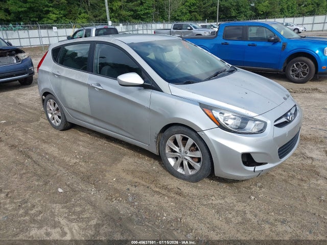 2012 Hyundai Accent Se მანქანა იყიდება აუქციონზე, vin: KMHCU5AE8CU018943, აუქციონის ნომერი: 45637591