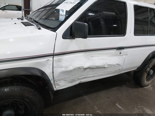 45637633 :رقم المزاد ، JN8HD17Y6RW228804 vin ، 1994 Nissan Pathfinder Le/se/xe مزاد بيع
