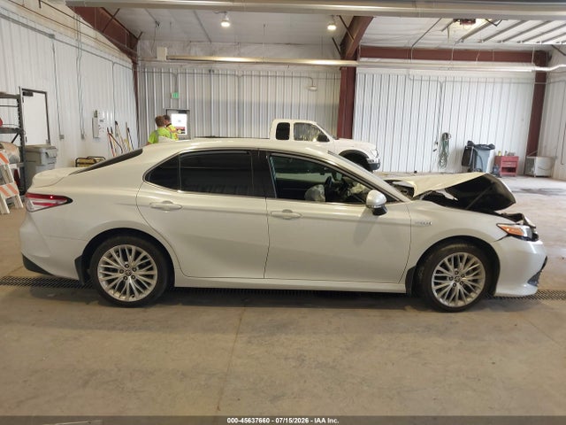 4T1F31AK4LU535221 Toyota Camry Hybrid Xle