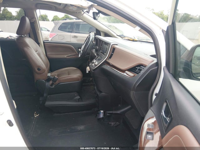Toyota Sienna Limited Premium 2020 5TDYZ3DC4LS083416 Image 5
