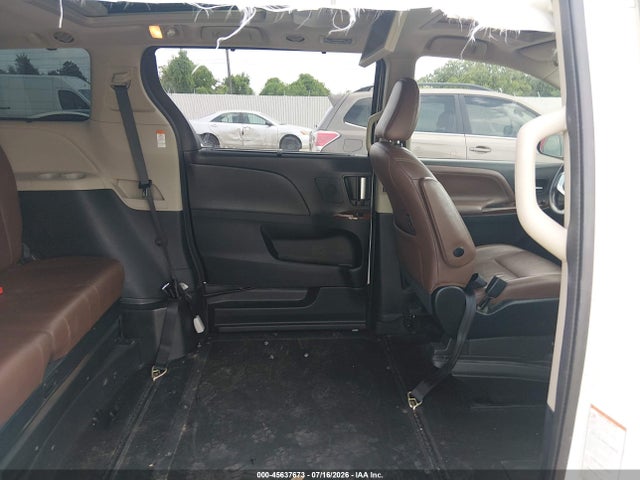 Toyota Sienna Limited Premium 2020 5TDYZ3DC4LS083416 Image 8