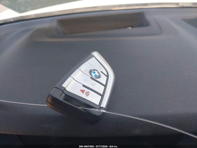 45637693 :رقم المزاد ، 5UXCR6C52KLL11829 vin ، 2019 Bmw X5 Xdrive40i مزاد بيع