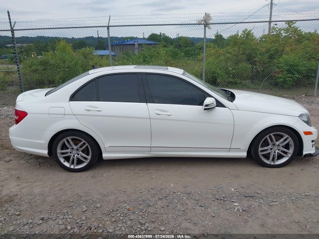 45637699 :رقم المزاد ، WDDGF8AB2EG163054 vin ، 2014 Mercedes-benz C 300 Sport 4matic مزاد بيع