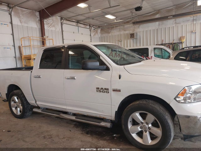 45637706 :رقم المزاد ، 1C6RR7LT5FS707207 vin ، 2015 Ram 1500 Slt مزاد بيع