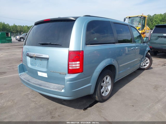 2010 Chrysler Town & Country Touring მანქანა იყიდება აუქციონზე, vin: 2A4RR5D1XAR414790, აუქციონის ნომერი: 45637725