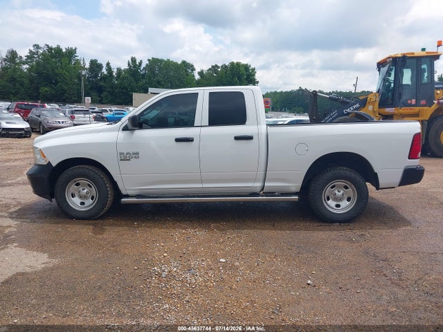 Продаж на аукціоні авто 2020 Ram 1500 Classic Tradesman  4x4 6'4 Box, vin: 1C6RR7FG2LS156468, номер лоту: 45637744