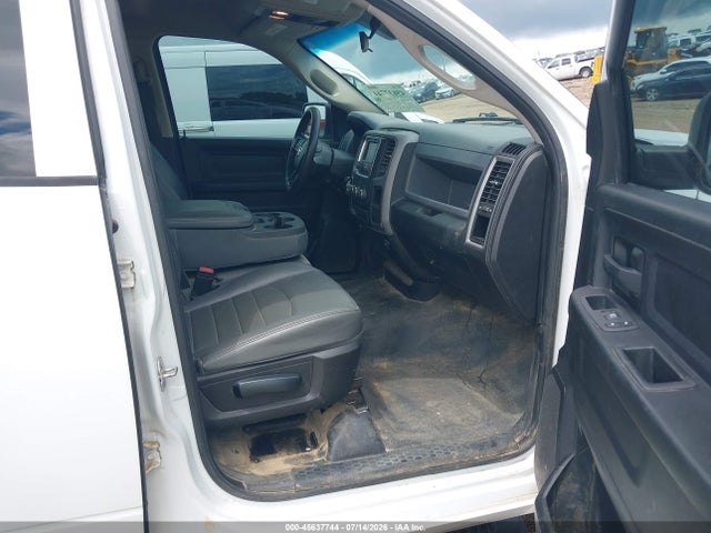 Продаж на аукціоні авто 2020 Ram 1500 Classic Tradesman  4x4 6'4 Box, vin: 1C6RR7FG2LS156468, номер лоту: 45637744