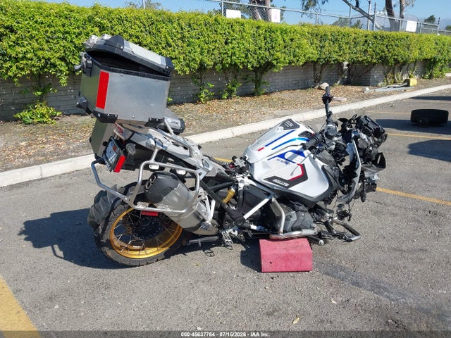 Продаж на аукціоні авто 2023 Bmw R 1250 Gs Adventure, vin: WB10M1309P6J01967, номер лоту: 45637764