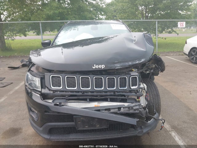 2017 Jeep Compass Latitude მანქანა იყიდება აუქციონზე, vin: 3C4NJDBB4HT651154, აუქციონის ნომერი: 45637781
